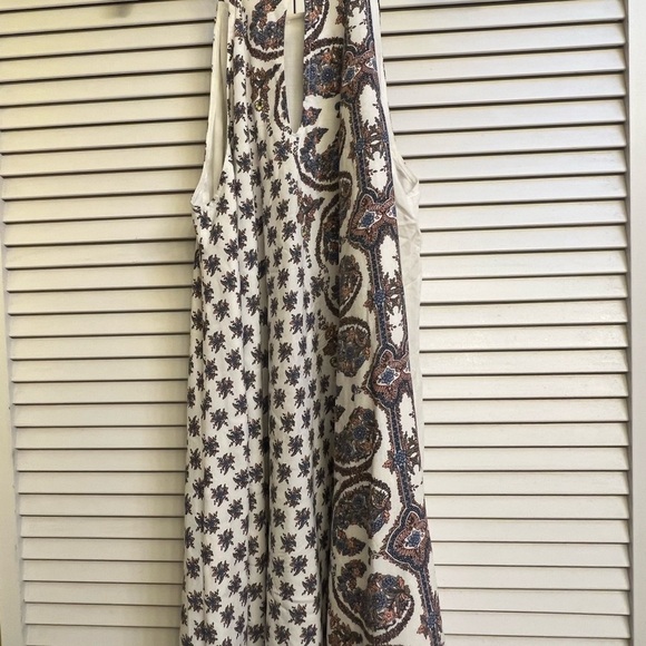 Hem & Thread Women’s Sz M Beautiful White & Blue Short Summer Tank Dress - Picture 7 of 11